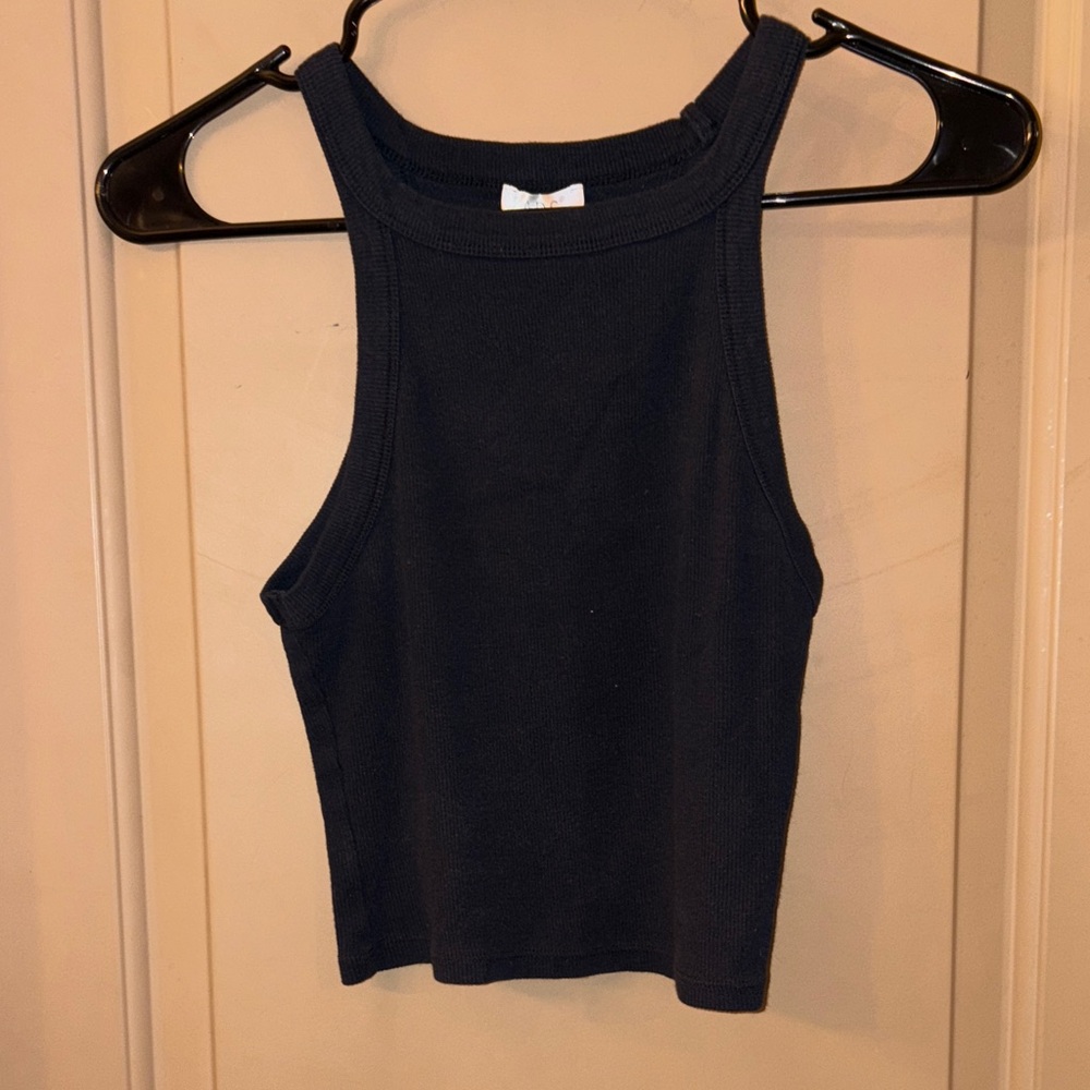 Black and White Tank Tops Set - Picture 2 of 6